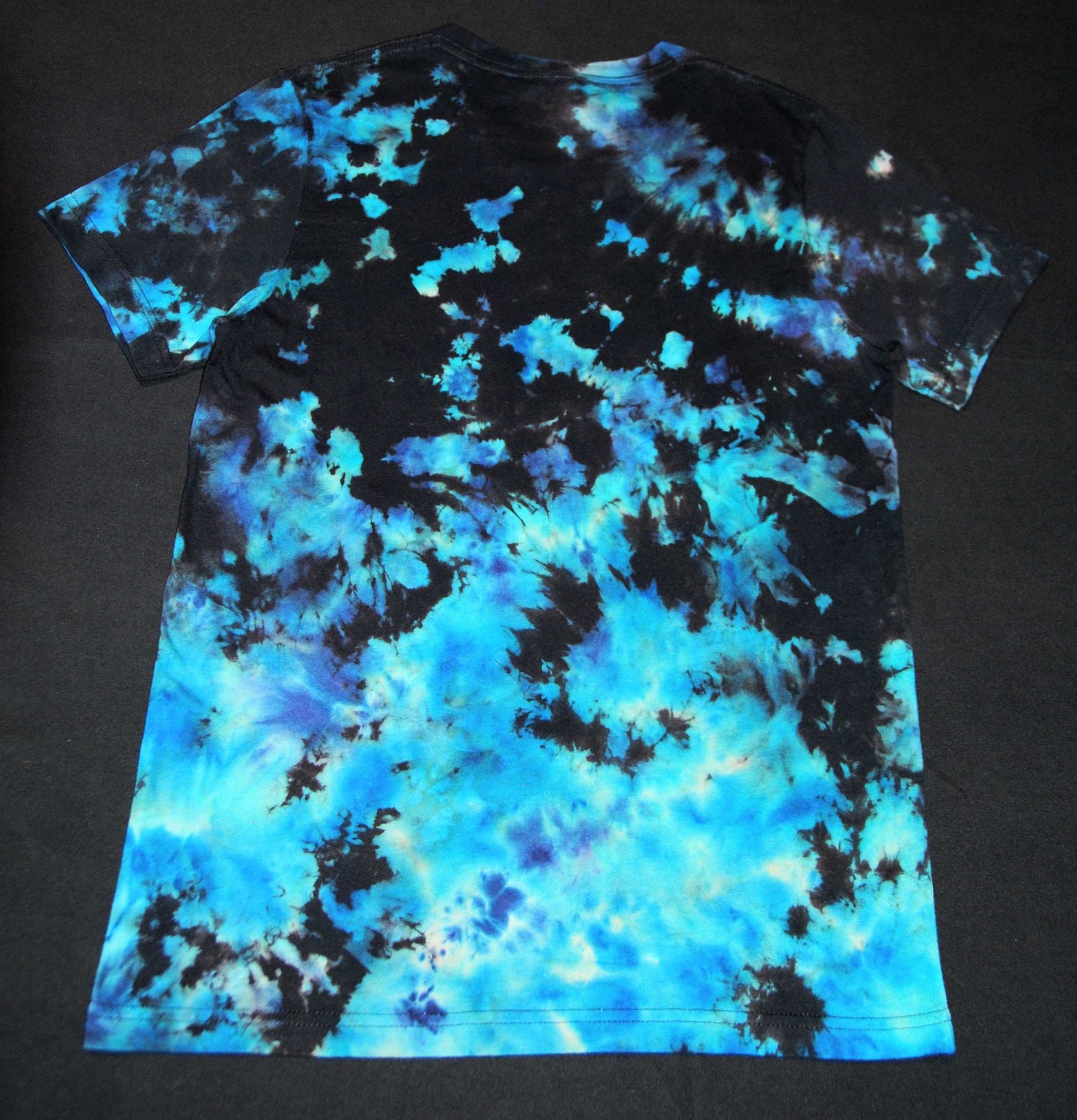 Reverse Crumple Blue Tee