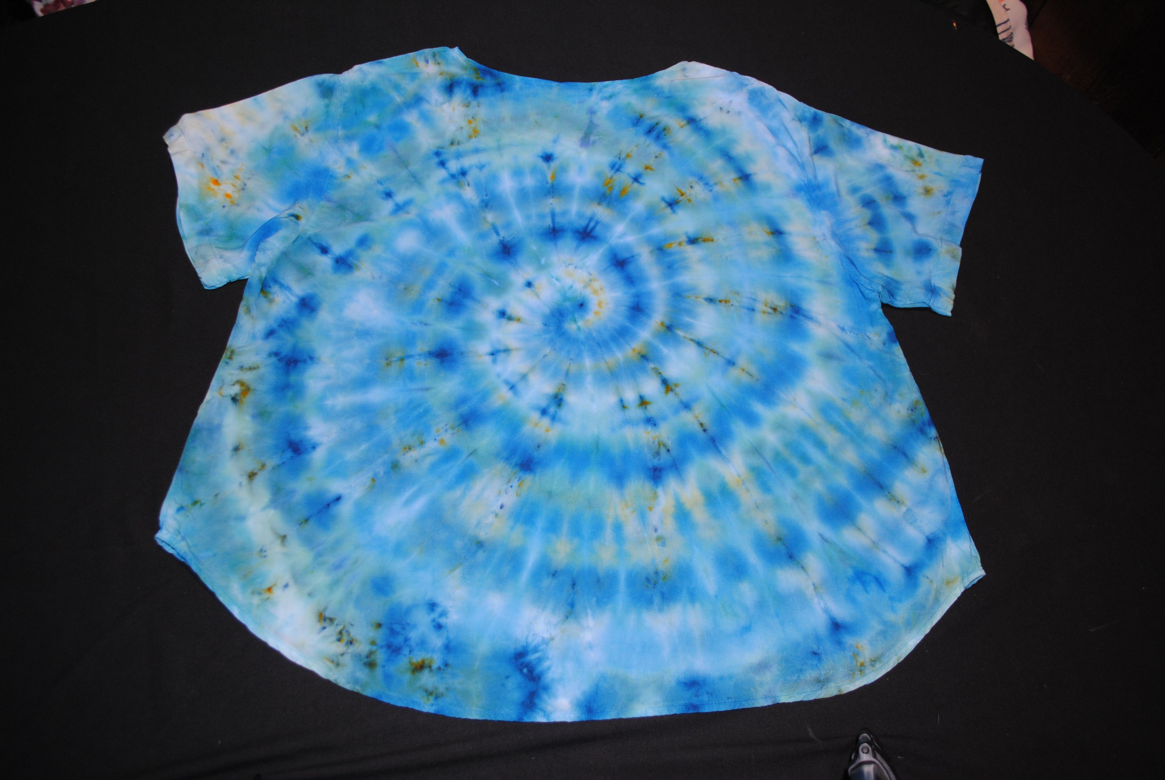 Lagoon Spiral Blouse Top