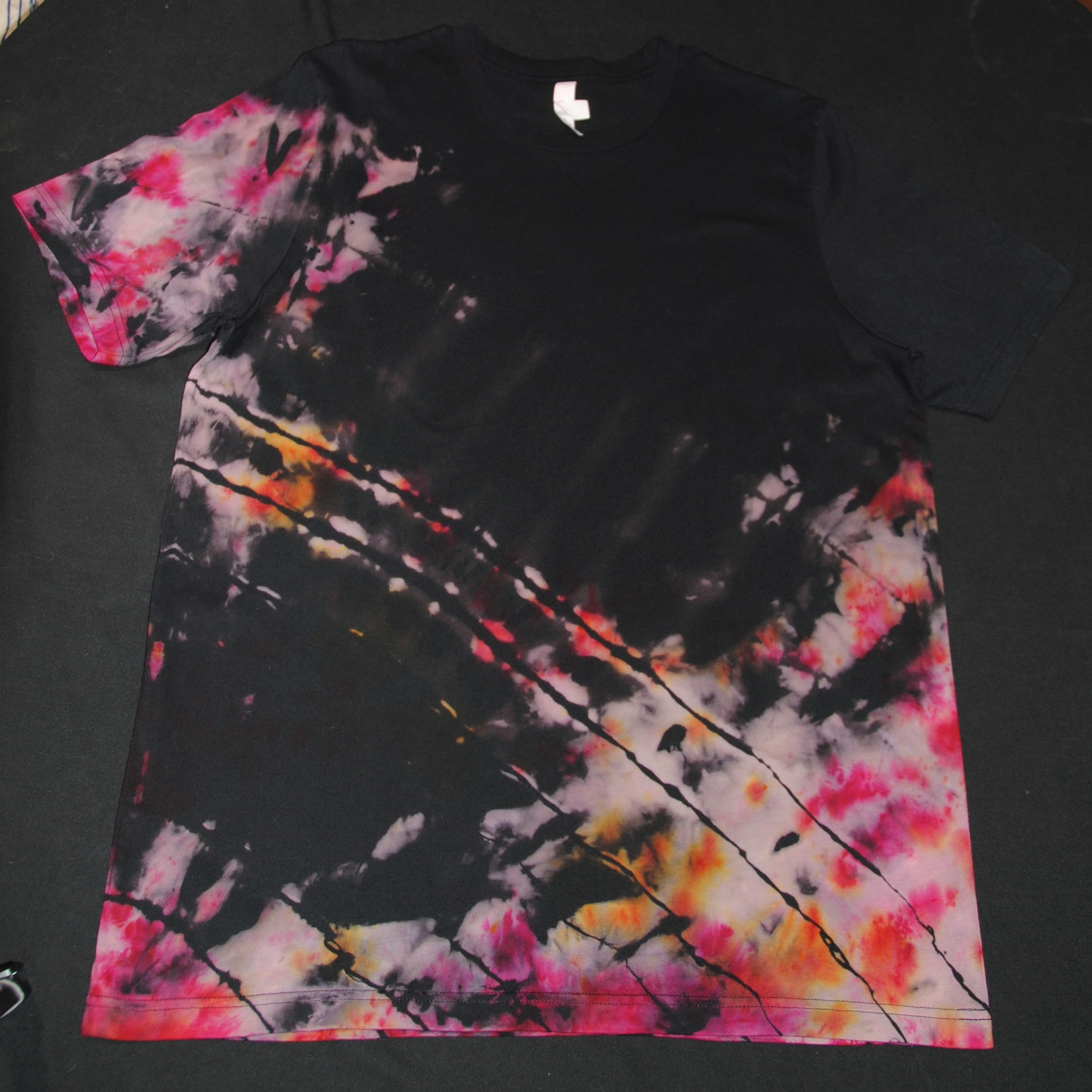 Reverse Arc Pink Tee